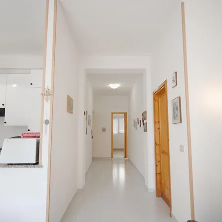 Apartment Leolu Zona *